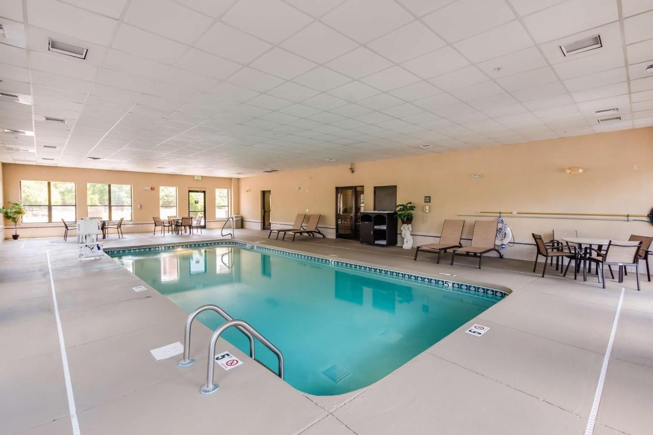 Hampton Inn Dickson Dış mekan fotoğraf