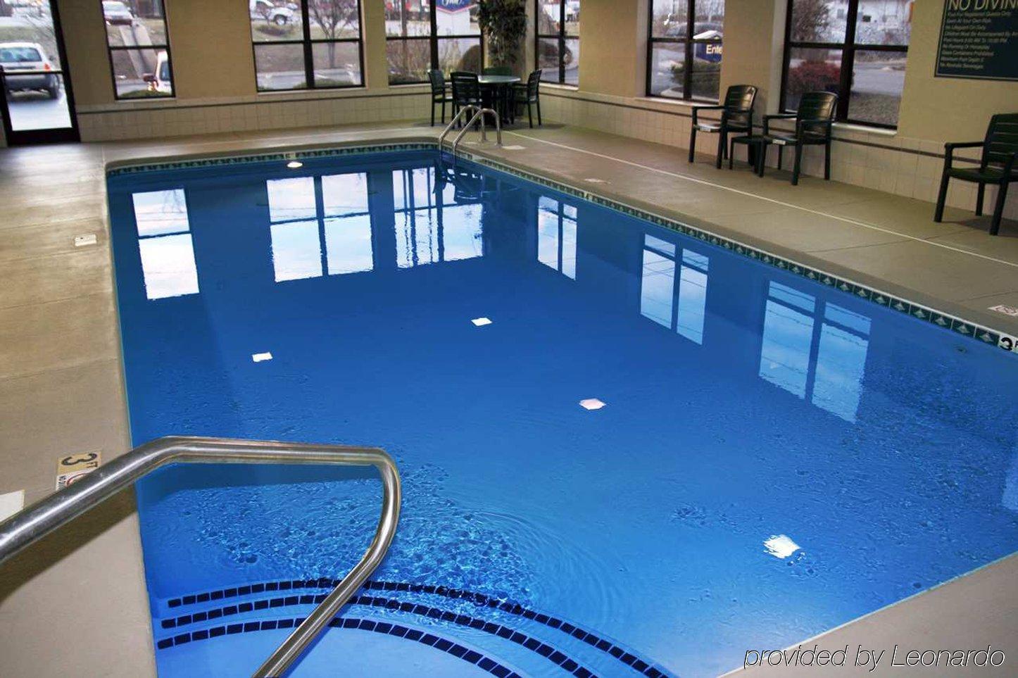 Hampton Inn Dickson Konforlar fotoğraf