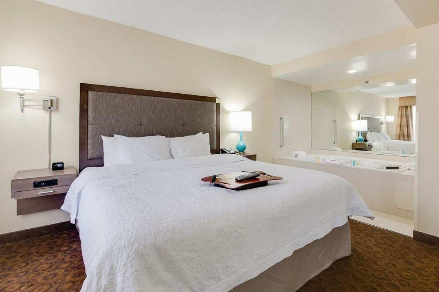 Hampton Inn Dickson Dış mekan fotoğraf