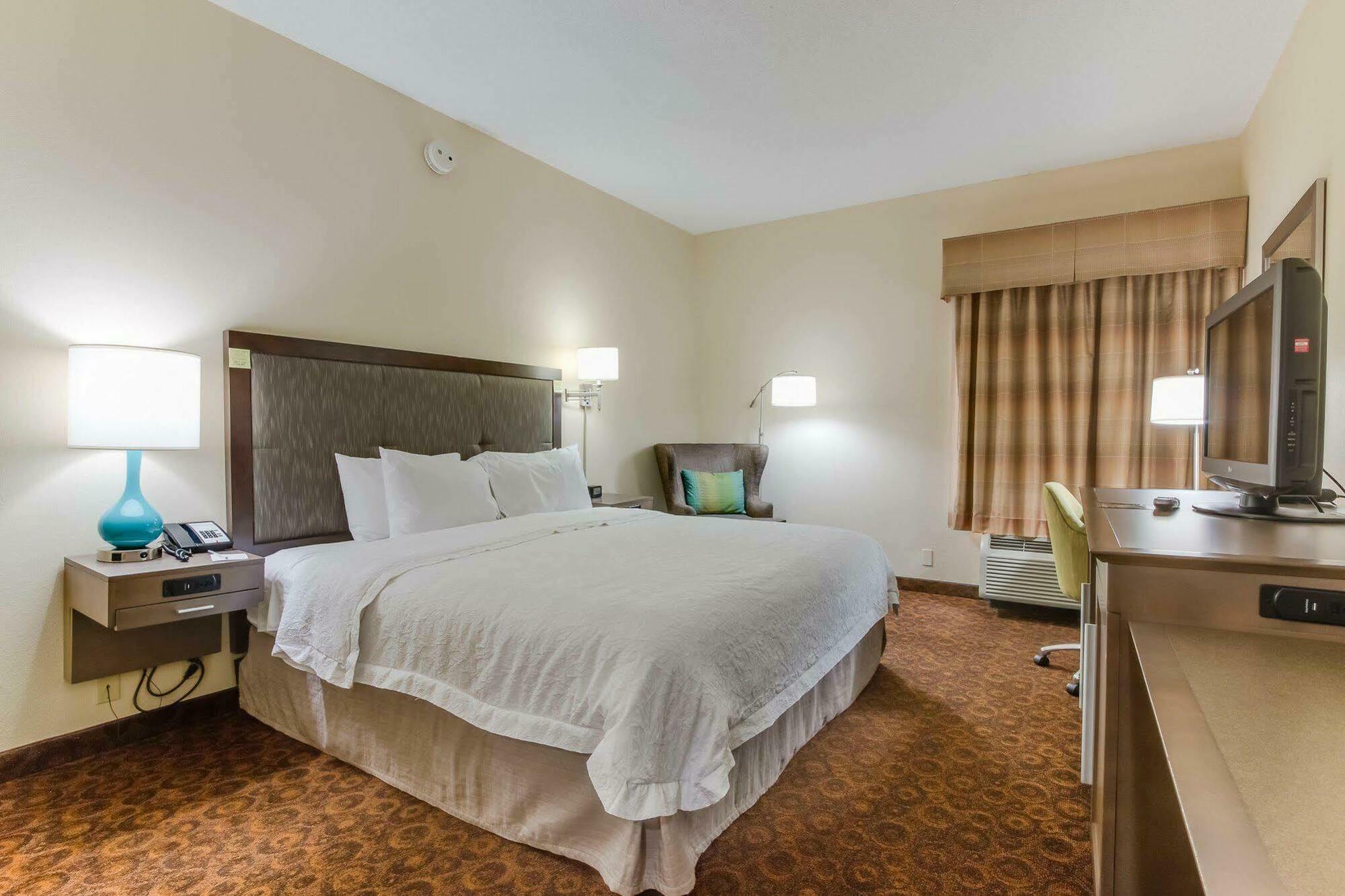 Hampton Inn Dickson Dış mekan fotoğraf