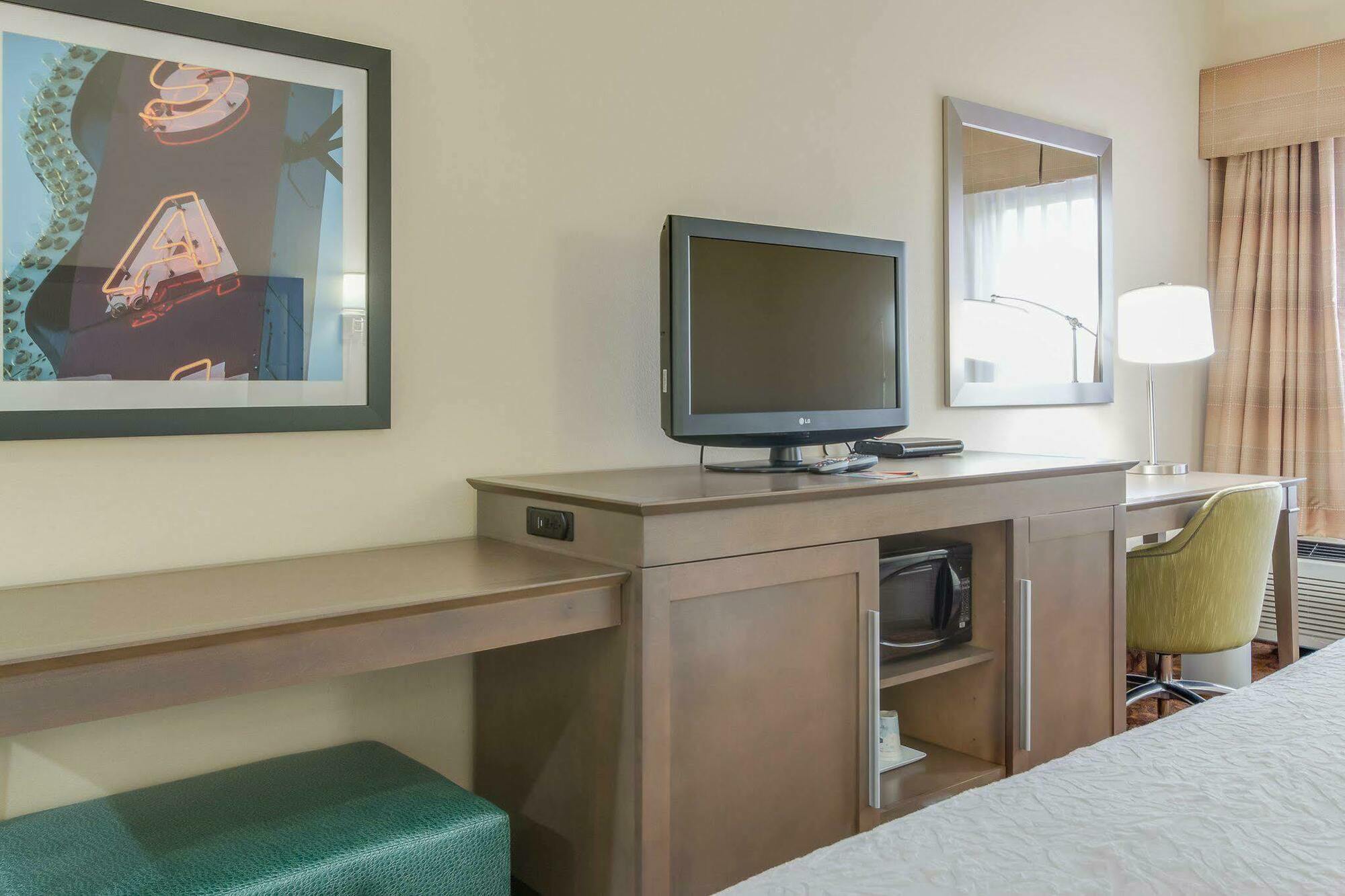 Hampton Inn Dickson Dış mekan fotoğraf
